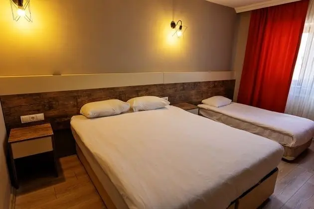 Deluxe Üç Kişilik Oda