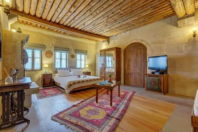 Suite Oda Balkonlu, Bahçe Manzaralı