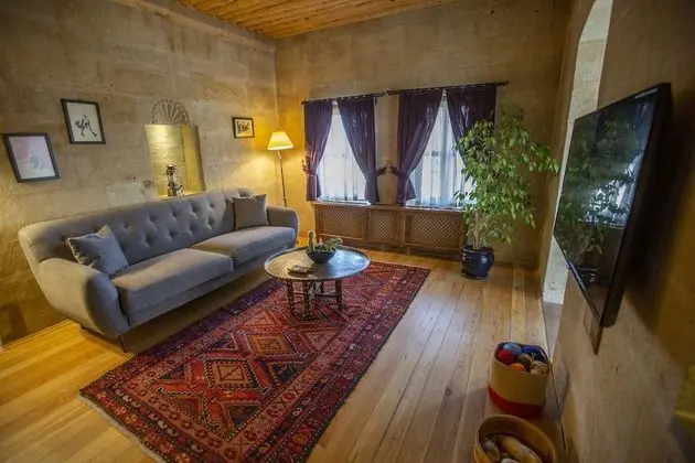 Royal King Suite