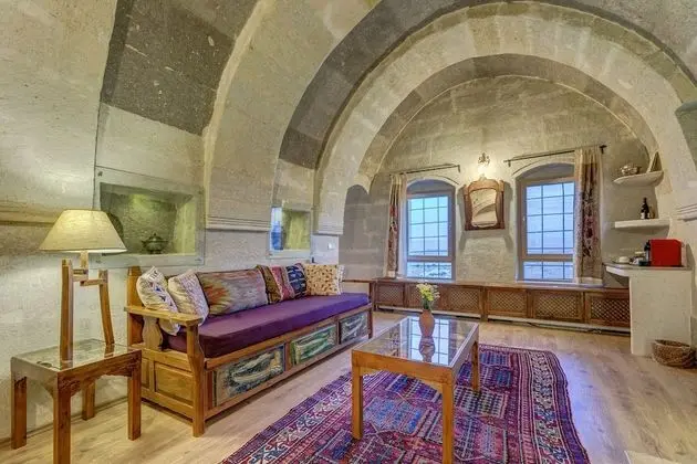 Royal Süit, Sıcak Su Havuzu, Vadi Manzaralı