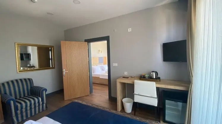Deluxe Dört Kişilik Oda