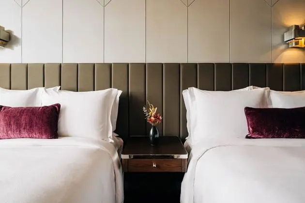 Oda, 2 Çift Kişilik Yatak, Sigara İçilmez