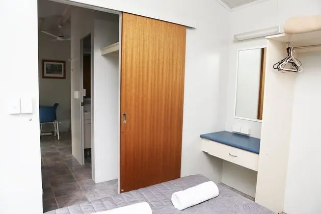 Basic Kulübe (Ensuite Cabin)