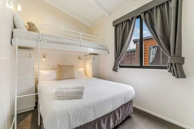 Standard Kulübe, 2 Yatak Odası (Family sleeps 5)