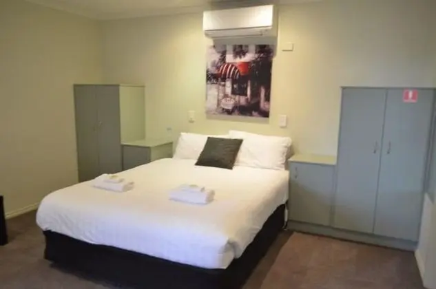 Standard Stüdyo, Sigara İçilmez, Küçük Mutfak (Inland Studio)