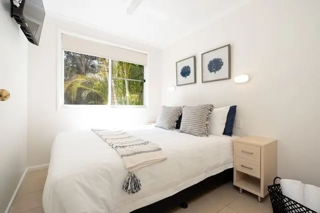 Villa, 2 Yatak Odası, Havuz Kenarı