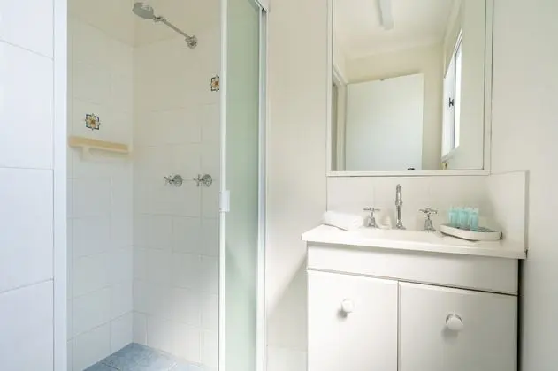 Villa, 2 Yatak Odası, Havuz Kenarı