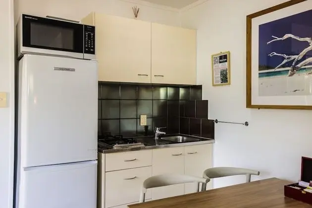 Apart Daire, 2 Yatak Odası, Küçük Mutfak (Self Contained 8 Berth)