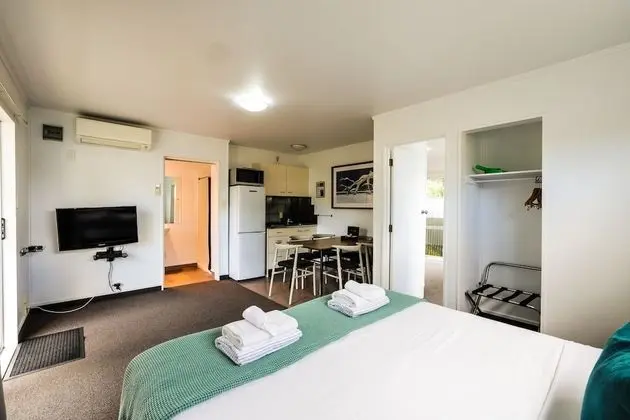 Apart Daire, 2 Yatak Odası, Küçük Mutfak (Self Contained 8 Berth)