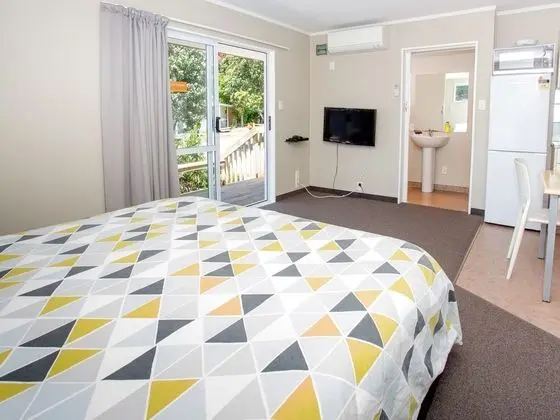 Apart Daire, 2 Yatak Odası, Küçük Mutfak (Self Contained 8 Berth)