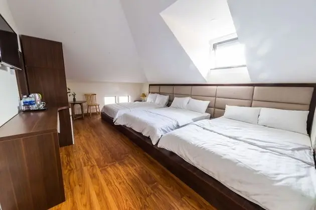 Standard Ortak Ranzalı Oda, Birden Çok Yatak