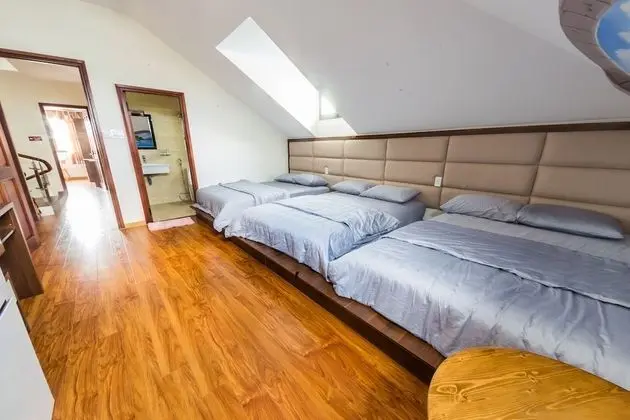 Standard Ortak Ranzalı Oda, Birden Çok Yatak