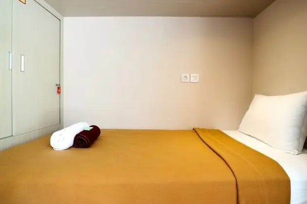 Ortak Ranzalı Oda, Karma Ranzalı Oda