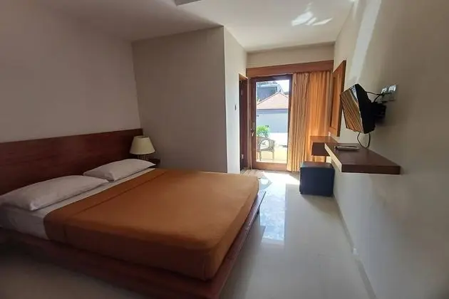 Standard Tek Büyük Yataklı Oda