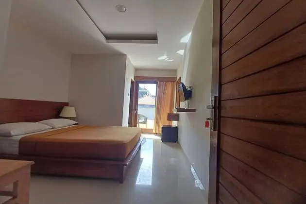 Standard Tek Büyük Yataklı Oda