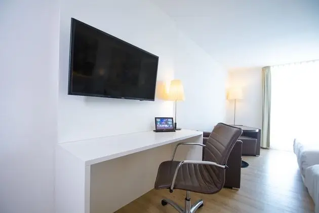 Superior İki Ayrı Yataklı Oda, Balkon, Şehir Manzaralı