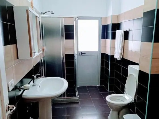 Apart Daire, 2 Büyük (Queen) Boy Yatak