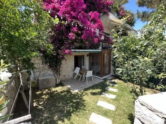 BAHÇE