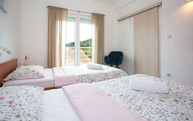 Apart Daire (Tatja - 2 bedroom apartment - A1(4+1))
