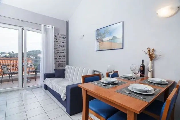 Apart Daire (Tatja - 2 bedroom apartment - A1(4+1))