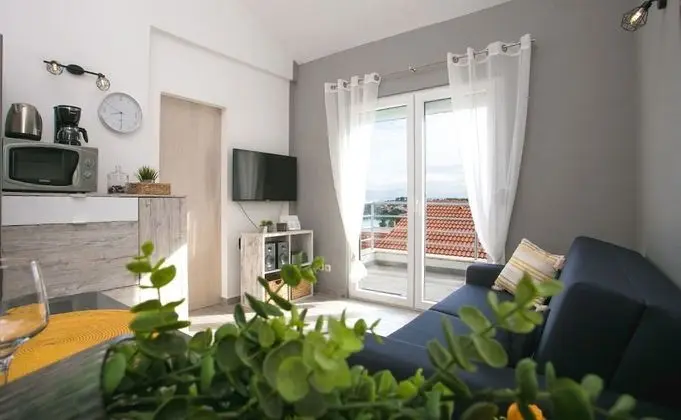 Apart Daire (Tatja - 2 bedroom apartment - A1(4+1))
