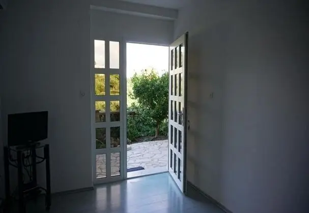 Apart Daire (Tatjana - 300 m from beach - A1(2+2))