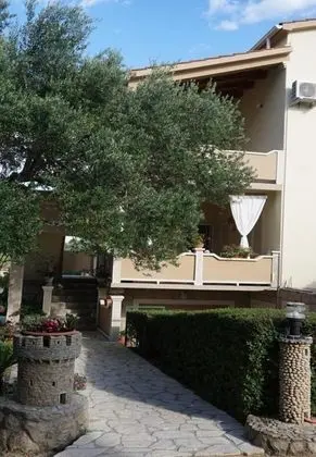 Apart Daire (Tatjana - 300 m from beach - A1(2+2))