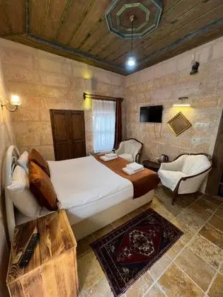 Stone Cave Room