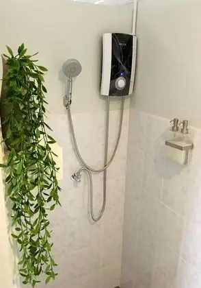 Mixed Dormitory with Shared Bathroom