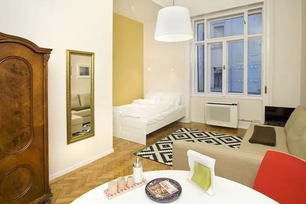 City Stüdyo, Şehir Manzaralı