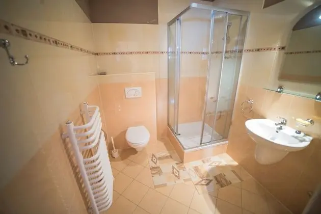 Üç Kişilik Oda (Nr 1)