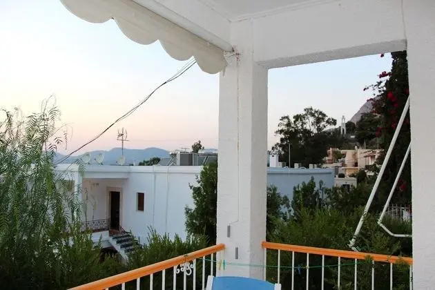 Standard Apart Daire, 3 Tek Kişilik Yatak, Balkon, Kısmi Deniz Manzaralı