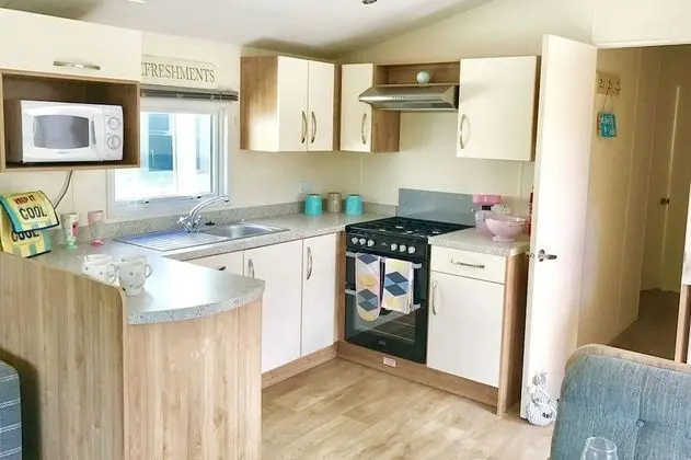 6 Berth Superior Caravan