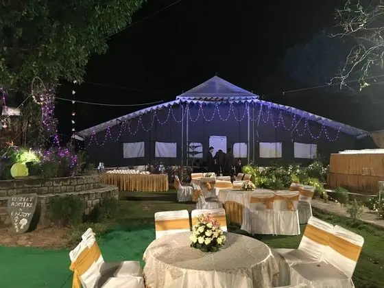 Maharaja Group Tent