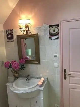Tek Büyük Yataklı Oda (Gourmandises de Taty)