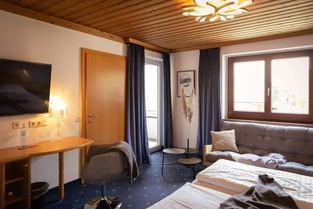 Comfort Tek Büyük Yataklı Oda