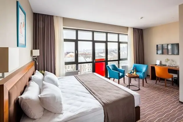 Deluxe Tek Büyük veya İki Ayrı Yataklı Oda, Şehir Manzaralı
