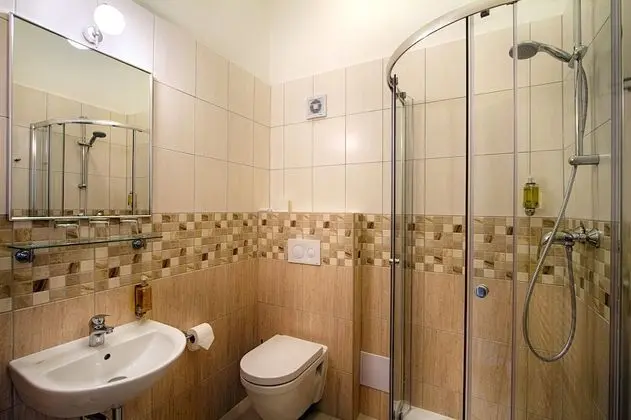 Economy Tek Büyük Yataklı Oda (Attic)
