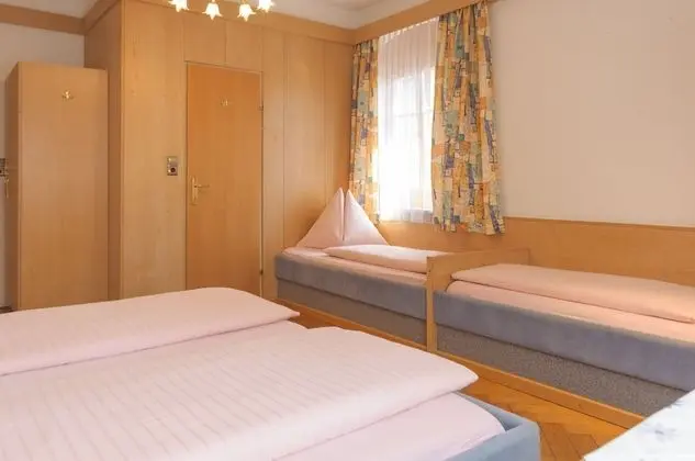 Dört Kişilik Oda