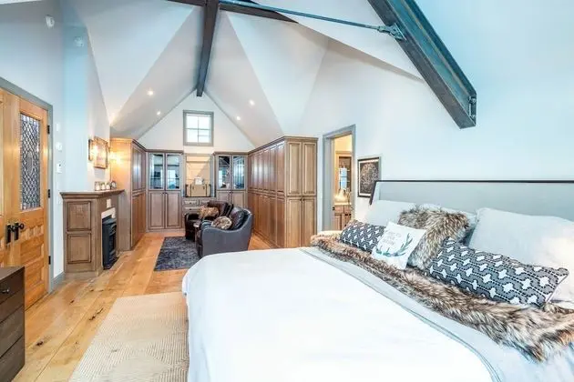 Ev (3 Bedrooms)