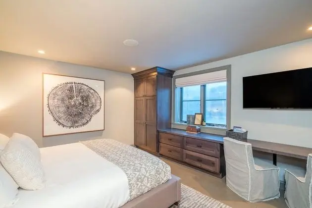 Ev (3 Bedrooms)