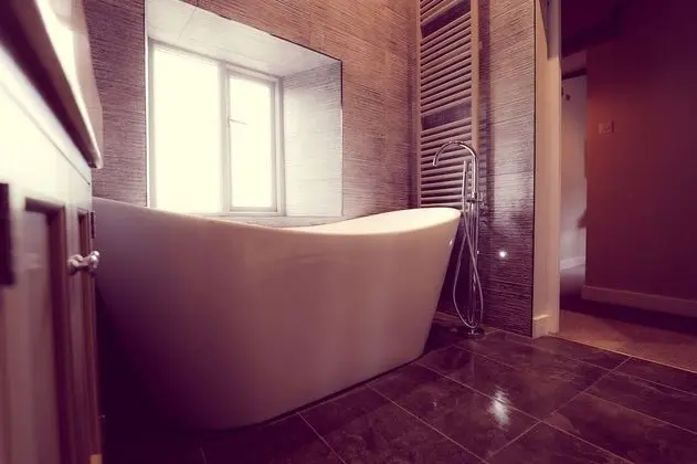 Luxury Tek Büyük Yataklı Oda