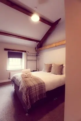 Luxury Tek Büyük Yataklı Oda