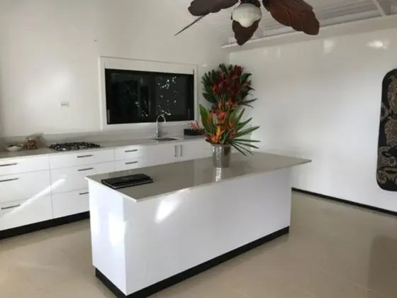 Luxury Villa, Birden Çok Yatak