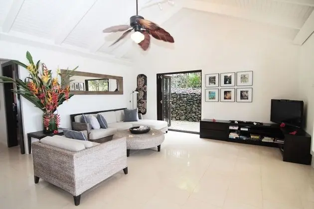 Luxury Villa, Birden Çok Yatak