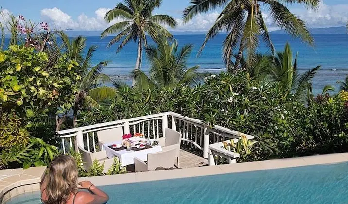 Luxury Villa, Birden Çok Yatak