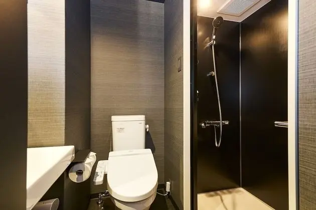 Tek Büyük Yataklı Oda, Sigara İçilmez