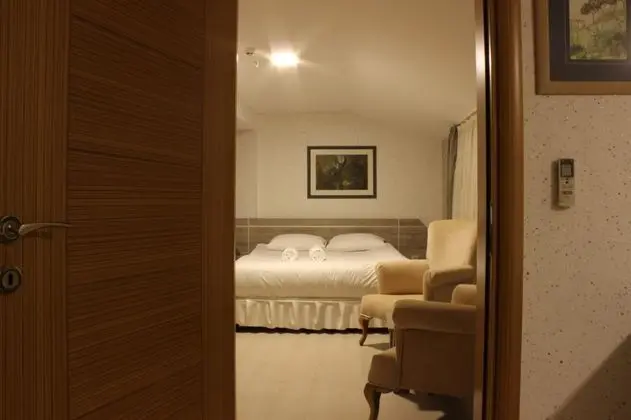 Aile Odası, Şehir Manzaralı