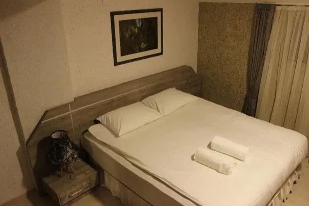 Standart Oda, Şehir Manzaralı