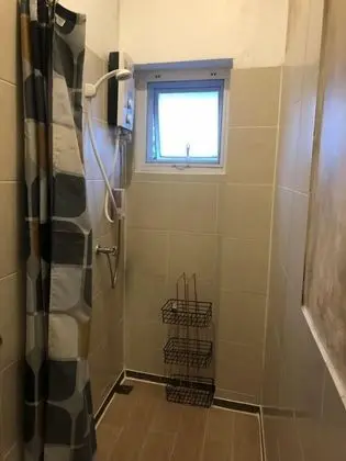 Queen Room (External Private Bathroom)